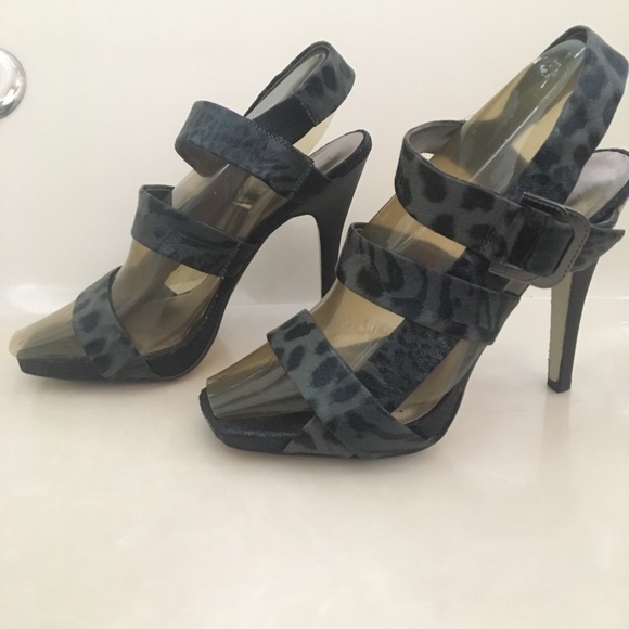 Bisou Bisou Shoes - Bisou Bisou animal print heels